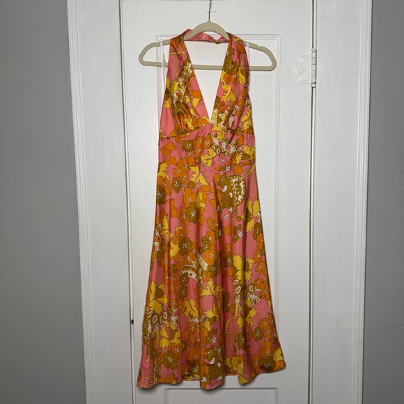 Laundry By Shelli Segal Dresses & Skirts - Laundry by Shelli Segal Vintage 90s 100% Silk Halter Dress NEW 10
